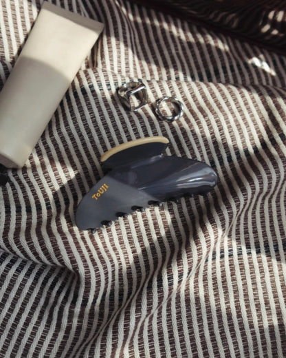 営業2日以内発送 ToUJI hair clip(GRAY)